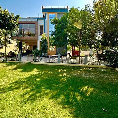 Kaashi Flora Varanasi Exterior foto