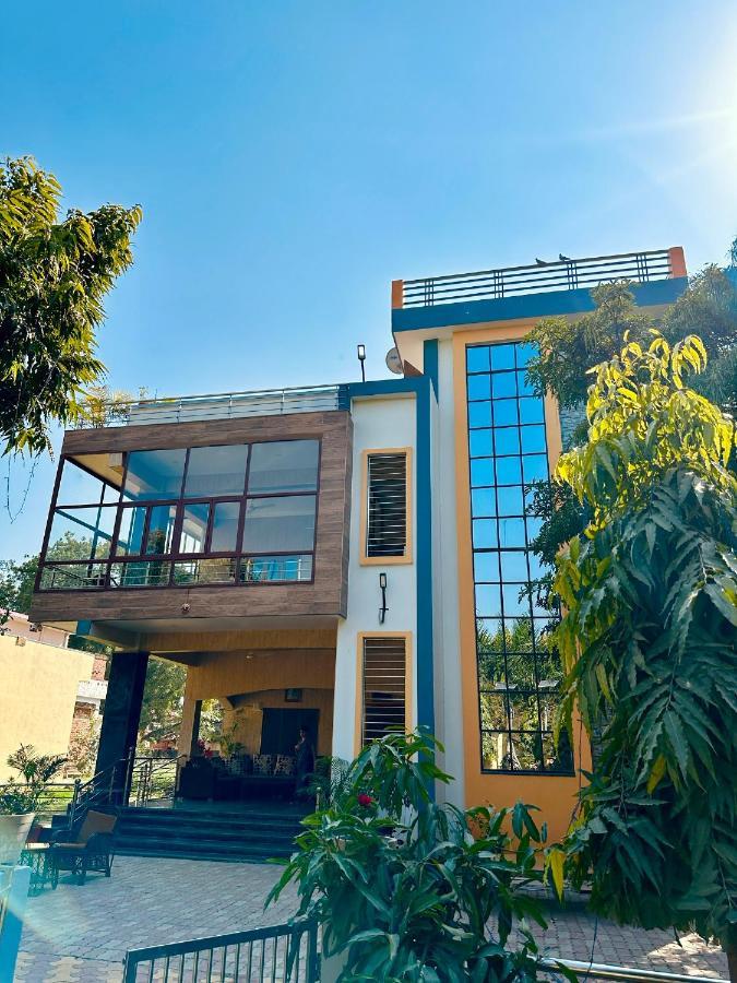 Kaashi Flora Varanasi Exterior foto
